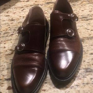 Men’s brown dress shoes; outstanding condition